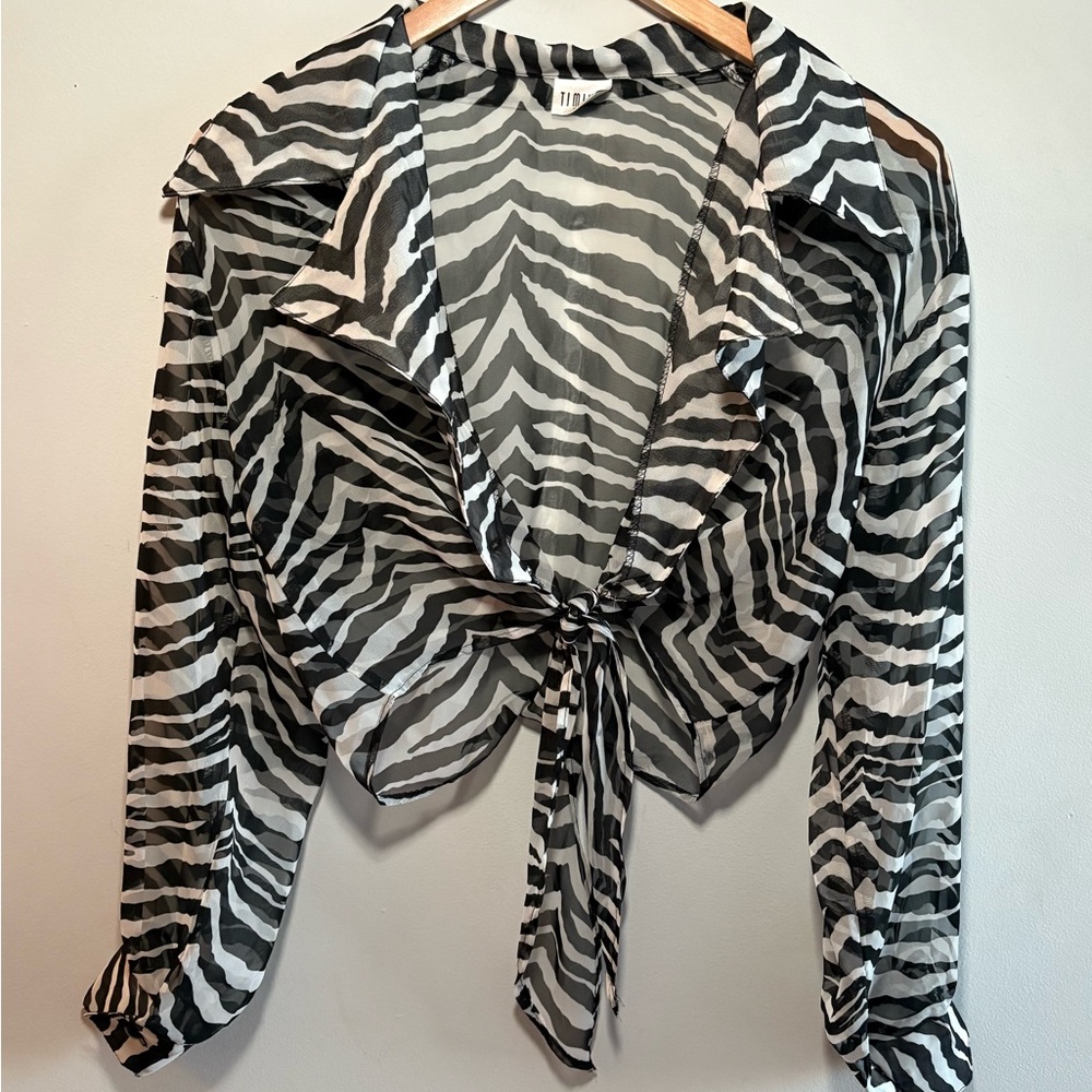 Vintage Timing Black and White Blouse Elegant Top